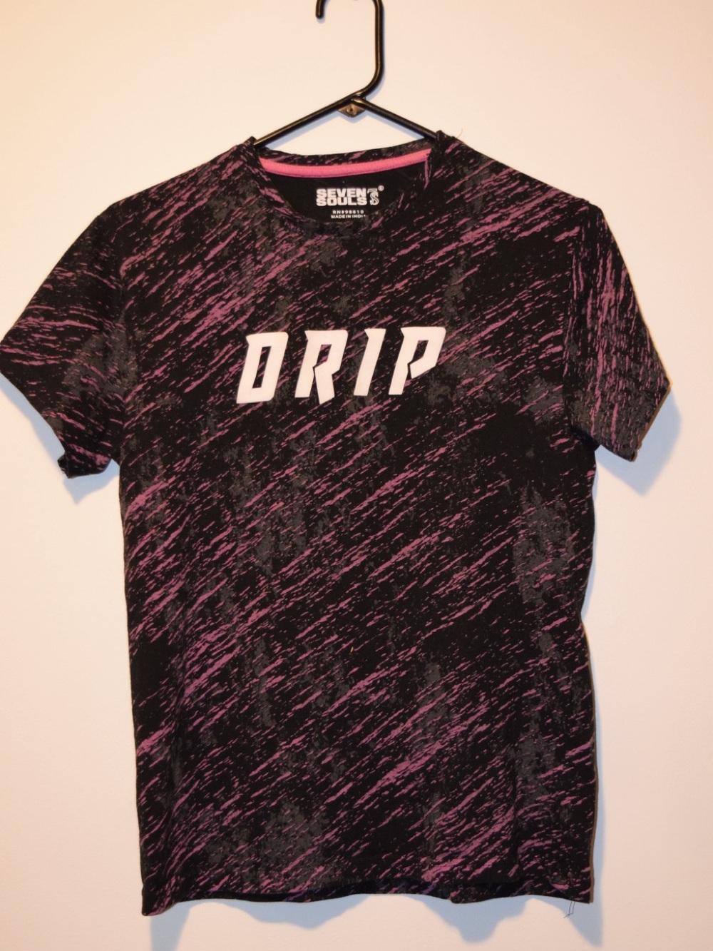 Seven Souls Drip Graphic T-Shirt Black Pink Abstract Print Size S